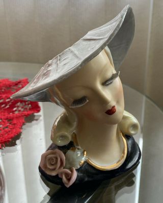 Vintage 6” Unmarked Lady Headvase Head Vase With Sassy Hat And Pouty Lips 2