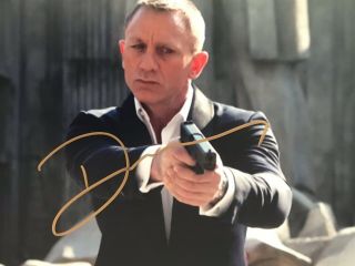 Daniel Craig Signed Casino Royal James Bond 007 Autograph 8x10 Color Photo