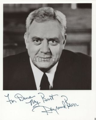 Raymond Burr - Tv Actor: " Perry Mason " - Signed 8x10 Photograph