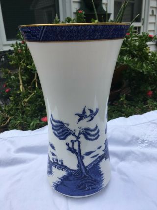 Royal Doulton Real Old Willow Tall Porcelain Vase - 9 1/4 " High - - Display