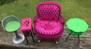 Barbie Doll Chairs Fashion Fever Pink Rockin Guitar Chair / Furniture Bar Stool