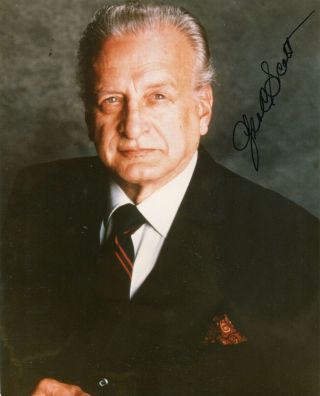 George C.  Scott.  Autograph.  Hand Signed.  8 - 10 Inch.