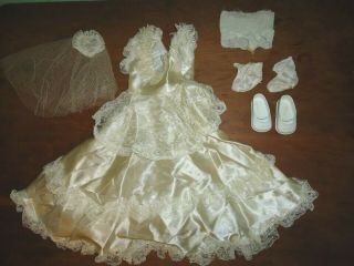 Vintage Doll Wedding Bridal Gown Dress Ivory Satin Lace Shoes Socks Veil Read