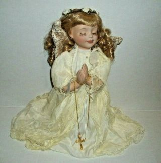 Kneeling Angel Doll In Prayer Porcelain Blonde Hair Gold Lacy Dress Vintage 90s