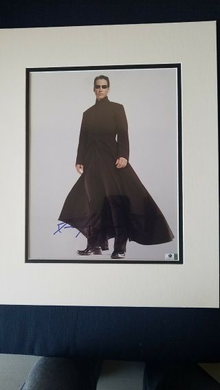 Keanu Reeves Signed Matrix 11x14 Photo Ga Global Authentics