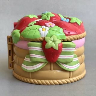 Strawberry Shortcake Berry Cake Shop Tcfc Bandai 2003 Collectible Toy Furniture