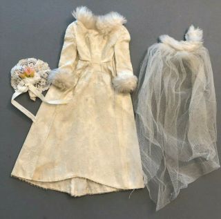 1977 Fashion Originals European Exclusive Barbie Doll Wedding Gown Bride