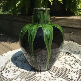 Antique Peters & Reed Art Pottery Black Green Drip Glaze 7 - 5/8” Vase