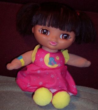 Fisher Price Nickelodeon Dora the Explorer Sweet Dreams Interactive Dora Doll 2