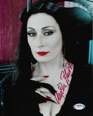 Angelica Huston " The Addams Family " Autographed 8 X 10 Signed Photo Psa