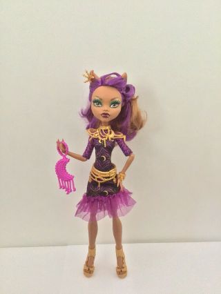 Monster High Frights,  Camera,  Action Black Carpet Clawdeen Wolf