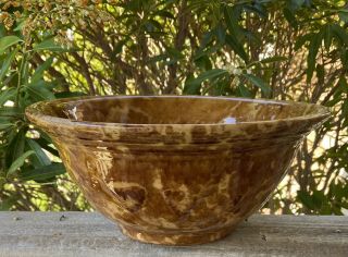Antique Bennington Rockingham Pottery Mixing Bowl Spongeware 4.  5” Tall