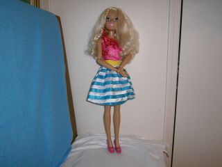 Mattel Barbie,  Best Fashion Friend Doll,  28 Inch