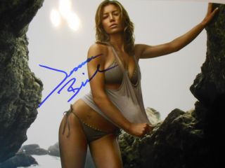 Jessica Biel Hand Signed With Blue Sharpie 8 X 10 Photo " Sexy In Bikini "