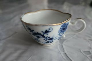 Vintage / Antique Meissen Blue Onion Porcelain Cup Gold Trim Marked