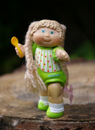 Cabbage Patch Toy Action Figure Blonde Braids 1984 3 3/4 Inch Tall Poseable