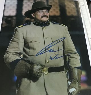 Autograph Robin Williams Night At The Museum 8x10 Showcase Item As Teddy