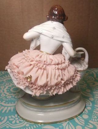 ANTIQUE MULLER VOLKSTEDT LACE LADY Ballerina Champion FIGURINE 6.  25 