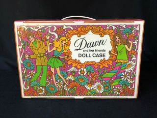 Vintage 1971 Topper Dawn And Her Friends Doll Case & Clothes