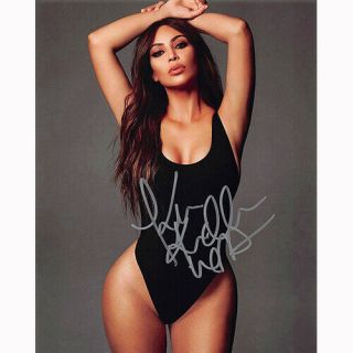 Kim Kardashian West (62638) - Autographed In Person 8x10 W/