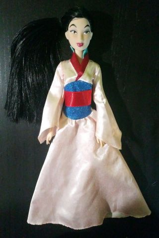 Disney Store Classic Mulan Chinese Princess Toy Doll Figure 11.  5 Inches Tall