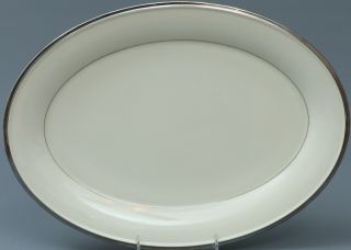 Lenox Solitare Ivory W/platinum Trim Porcelain Medium Oval Platter 16.  25 "