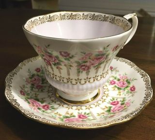 Royal Albert Green Park Series Tea Cup & Saucer Pink Roses Mauve Purple Vintage