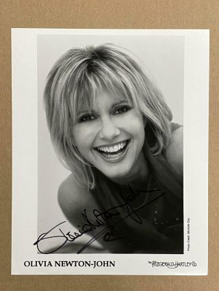 Olivia Newton John Signed 8x10 Photo Actress Autograph