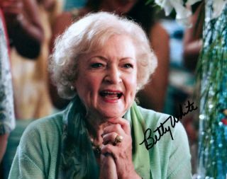 Betty White Autographed 8x10 Photo Signed Autograph Picture With