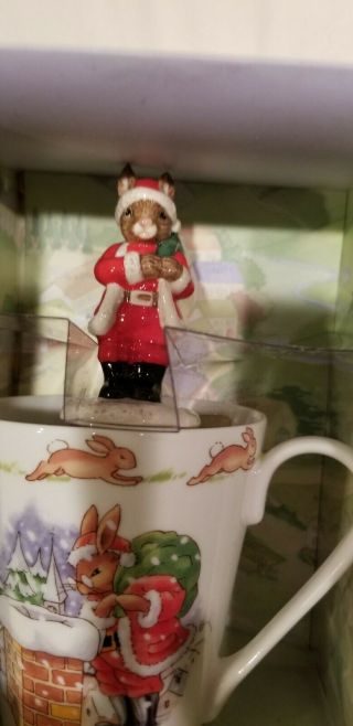 Royal Doulton Bunnykins Porcelain Figurine Mug And Gift Set Christmas.  Nrfb.