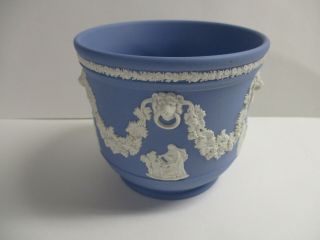 An lovely Wedgwood Queensware Cache pot flower pot 3