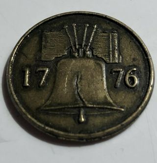 Vintage 1776 Commemorative The History Channel Club Liberty Bell Coin Token