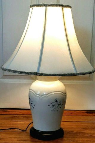 Pfaltzgraff White - Blue Floral Ceramic Ginger Jar Table Lamp /wood Base/no Shade
