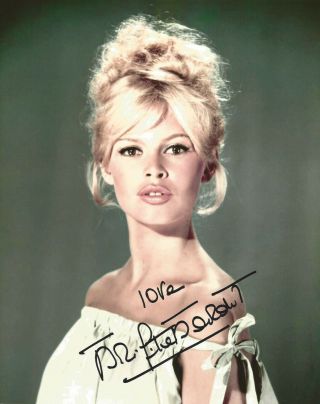 Brigitte Bardot Signed 8x10 Authentic Autograph Gorgeous Actress Model