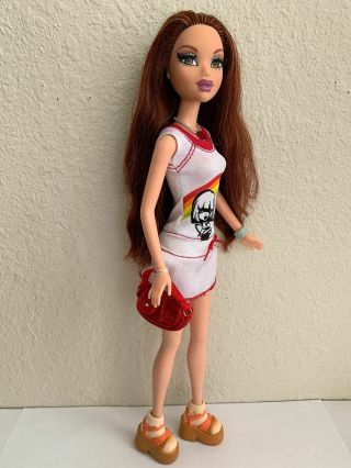 My Scene Chelsea Barbie Doll Brown Hair & Eyes Eyelashes Clothes Purse Shoes