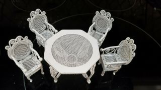 White Mesh Metal Doll House Miniature Table And 4 Chairs Set