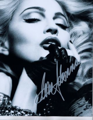 Madonna - Stunning Singer - Hand Signed Autographed Photo With