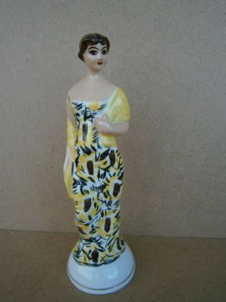 Vintage Steatyt Zb Poland Porcelain Figure Lady W/ Yellow Scarf Hand Painted