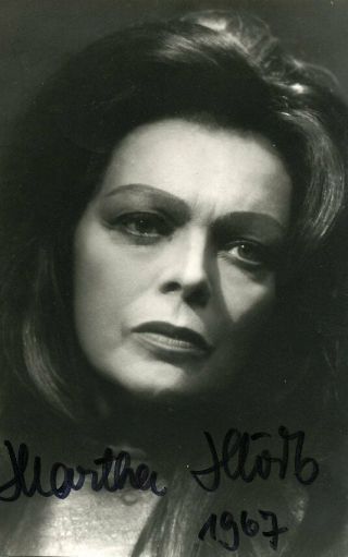 Martha Modl Opera Soprano Signed Photo As Brunnehilde At Bayreuth