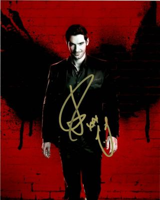 Tom Ellis Lucifer Autograph 8x10 Photo Signed Netflix