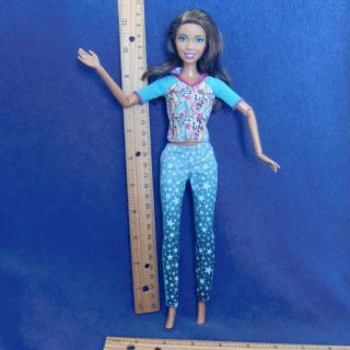 Barbie Nikki Doll X7873 Ok Articulated Fashionistas Play With Color Pants Aa