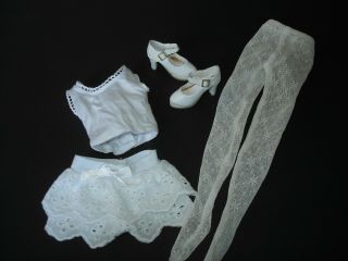 Tonner Ellowyne Essential Outfit W/ Shoes & Textured Panty Hose