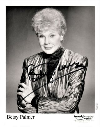 Signed Betsy Palmer,  Mother Of Jason In Friday The 13th,  8 X 10 Black And White