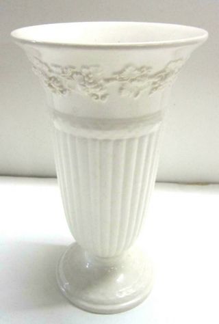 Wedgwood Queensware Jasperware Embossed White On Cream Large 8.  5x5 " Vase