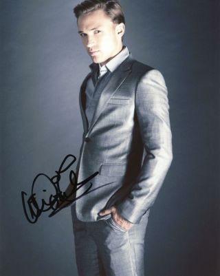 William Moseley " The Royals " Autograph Signed 8x10 Photo B Acoa