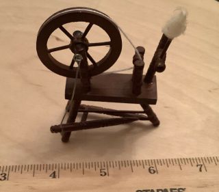 Dollhouse Miniatures 1:12 Scale Spinning Wheel In Wood