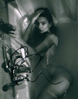 Emily Ratajkowski Nude In The Bathtub B&w Model Signed 8x10 Photo Proof