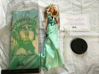 Barbie Statue Of Liberty Collector Doll Pink Label 2009 Dolls Of The World T3772