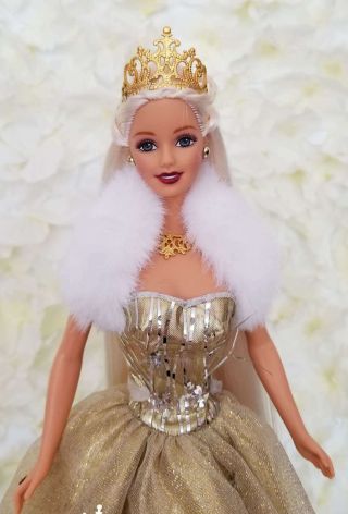 Mattel Barbie Gold Holiday Christmas Doll White Hair Gorgeous 90s Retro 3