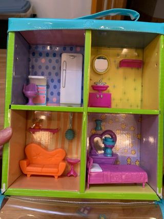 Polly Pocket Trendy Townhouse with Polly Accessories,  2002 3